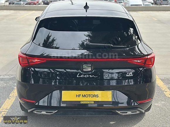 2025 LEON FR 1.5 PLUG-IN HYBRİD 204 HP FR FULL+FULL