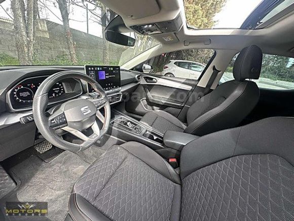 2025 LEON FR 1.5 PLUG-IN HYBRİD 204 HP FR FULL+FULL