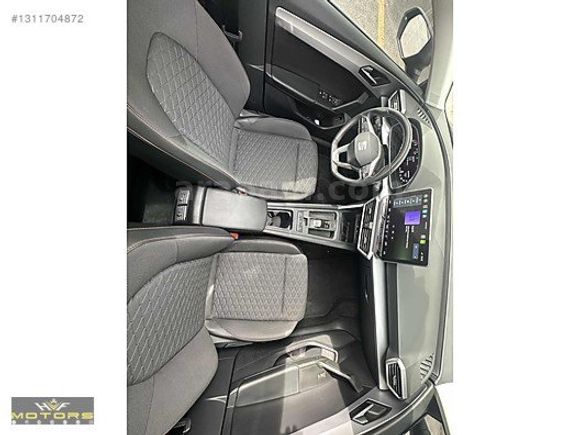 2025 LEON FR 1.5 PLUG-IN HYBRİD 204 HP FR FULL+FULL