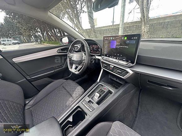 2025 LEON FR 1.5 PLUG-IN HYBRİD 204 HP FR FULL+FULL