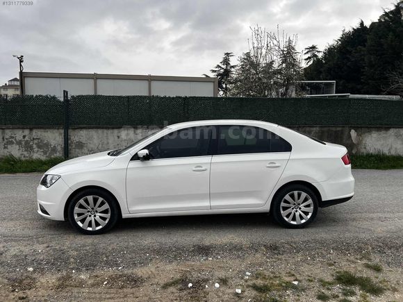 Tarık motors tan temiz otomatik aile aracı