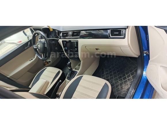 Sahibinden Skoda Rapid 1.4 TDI GreenTec Style 2015 Model
