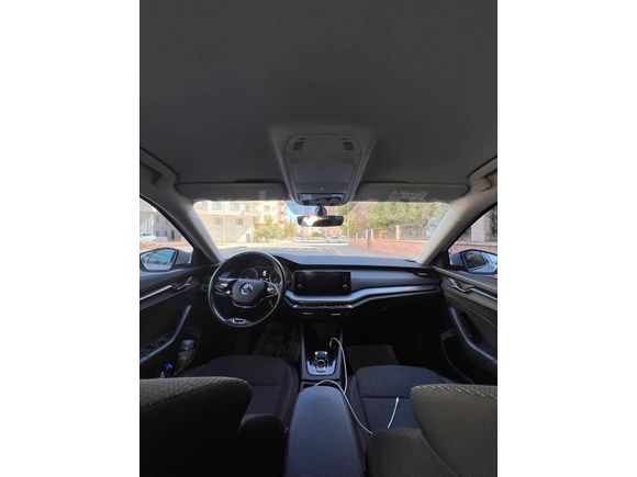 Sahibinden Skoda Octavia 1.5 e-Tec Elite 2021 Model 