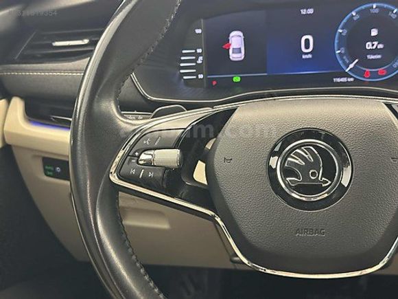 K.KARTINA 9TAKSİT 2022 SKODA OCTAVIA 1.5TSI e-TEC PREMIUM HİBRİT