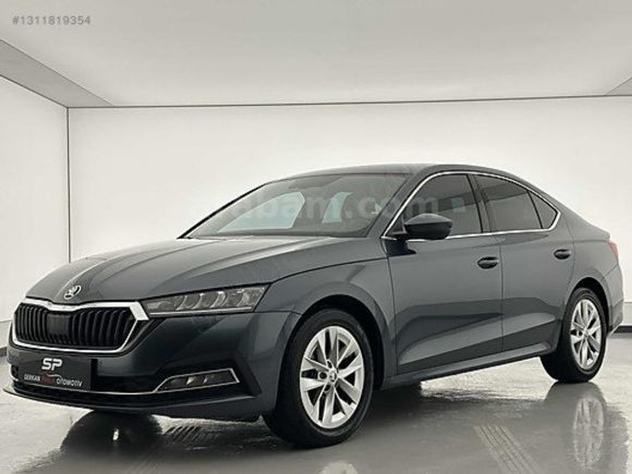 K.KARTINA 9TAKSİT 2022 SKODA OCTAVIA 1.5TSI e-TEC PREMIUM HİBRİT