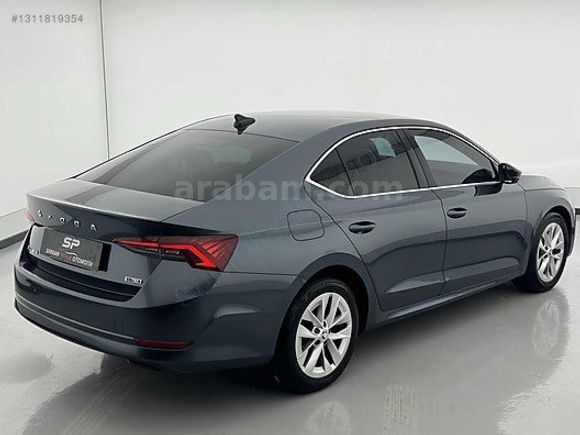 K.KARTINA 9TAKSİT 2022 SKODA OCTAVIA 1.5TSI e-TEC PREMIUM HİBRİT