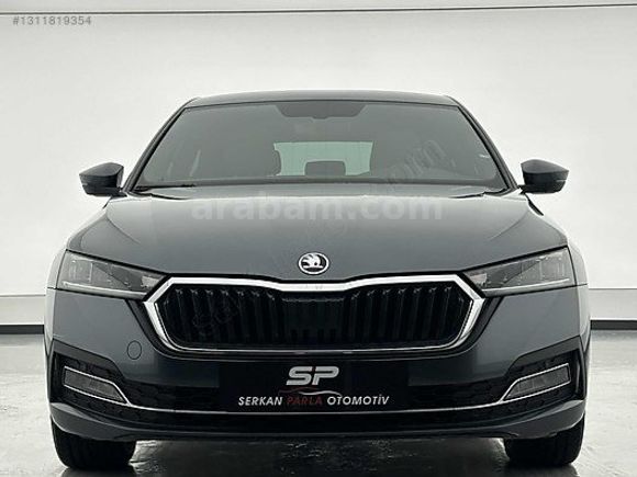 K.KARTINA 9TAKSİT 2022 SKODA OCTAVIA 1.5TSI e-TEC PREMIUM HİBRİT