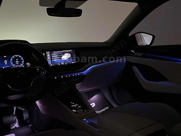 K.KARTINA 9TAKSİT 2022 SKODA OCTAVIA 1.5TSI e-TEC PREMIUM HİBRİT
