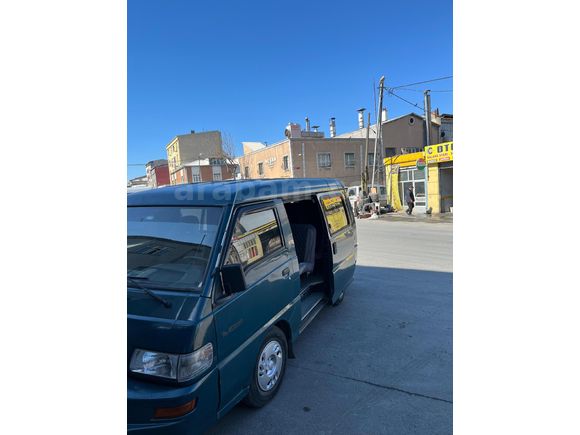 Sahibinden Mitsubishi L 300 Camlı Van 2002 Model
