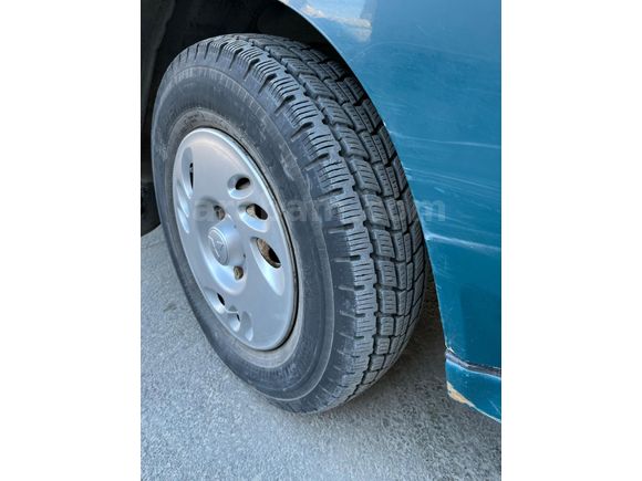 Sahibinden Mitsubishi L 300 Camlı Van 2002 Model