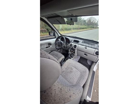 Sahibinden Renault Kangoo Multix 1.5 dCi Authentique 2004 Model  303.000km Beyaz