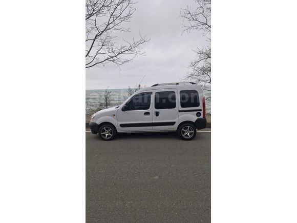 Sahibinden Renault Kangoo Multix 1.5 dCi Authentique 2004 Model  303.000km Beyaz
