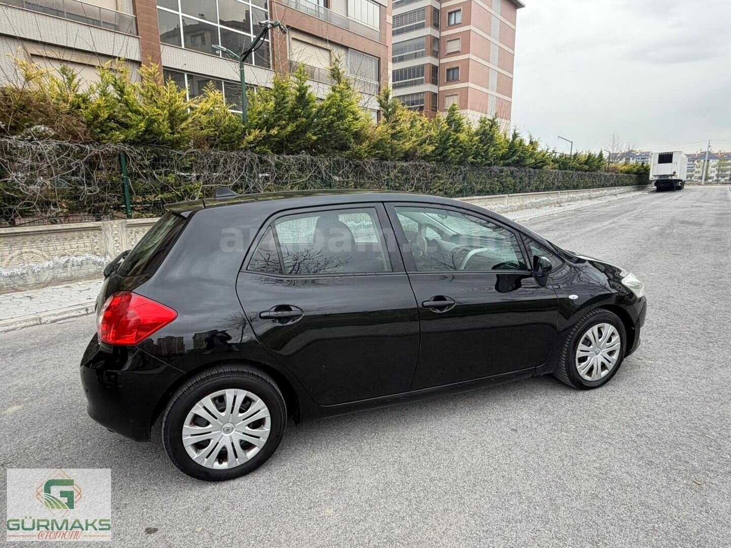 Galeriden Toyota Auris 1.4 D-4D Comfort 2009 Model Konya 292.000 km Siyah 4