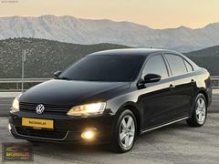 İÇİ DIŞI CAM GİBİ SİYAH İNCİ 2014 WW JETTA OTOMATİK BEJ DÖŞEME