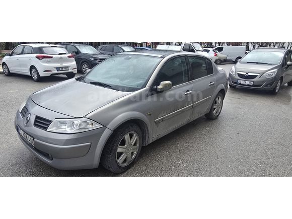 Sahibinden Renault Megane 1.6 Dynamique 2004 Model