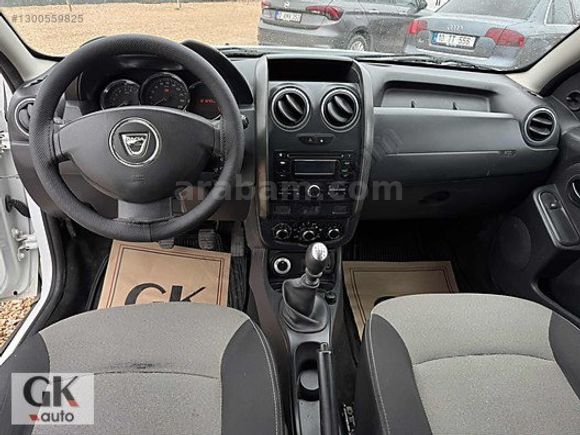 GK Auto // DACIA DUSTER 4X4 **110 HP **SORUNSUZ *BAKIMLI *ORJ.KM