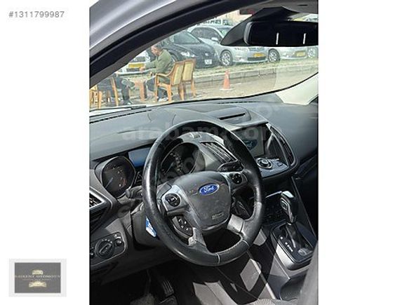 BAŞKENT'DEN 2015 1.5 ECOBOOST FORD KUGA CAM TAVAN 4X4 EN DOLUSU