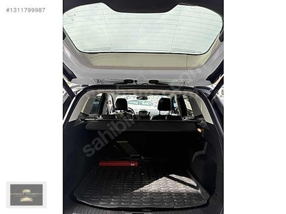 BAŞKENT'DEN 2015 1.5 ECOBOOST FORD KUGA CAM TAVAN 4X4 EN DOLUSU