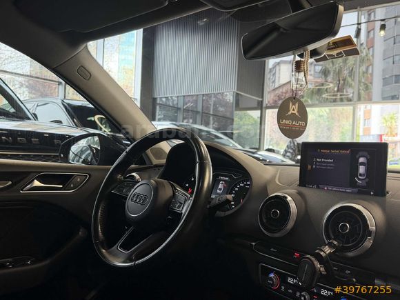 | UNIQ AUTO | 2017 AUDI A3 DESİGN LİNE G.GRŞ ÖN-ARKA PARK SNSR
