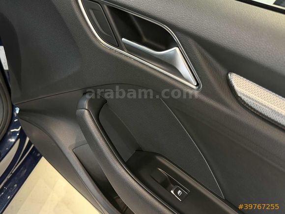 | UNIQ AUTO | 2017 AUDI A3 DESİGN LİNE G.GRŞ ÖN-ARKA PARK SNSR