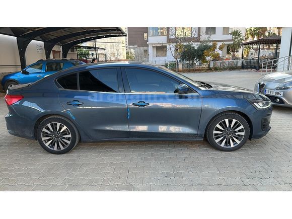 Sahibinden Ford Focus 1.5 EcoBlue Titanium Stil 2023 Model