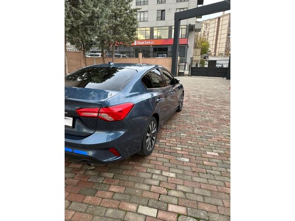 Sahibinden Ford Focus 1.5 EcoBlue Titanium Stil 2023 Model