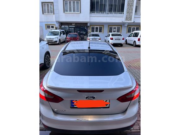 Sahibinden Ford Focus 1.6 TDCi Titanium 2012 Model