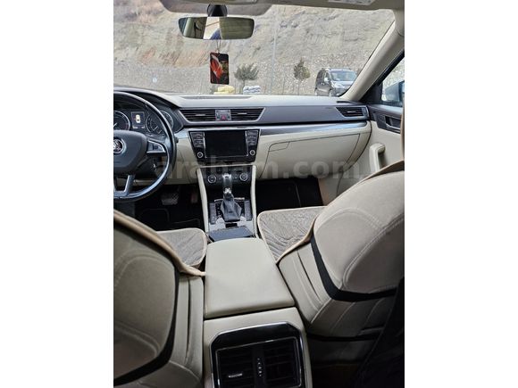 Sahibinden Skoda SuperB  2017 Model 182.000 km