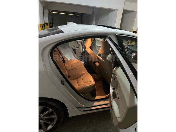 Sahibinden Volvo S60 1.6 D Advance 2014 Model 