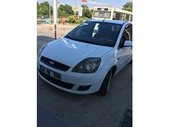 Sahibinden Ford Fiesta 1.4 TDCi Comfort 2007 Model  265.000 km Beyaz