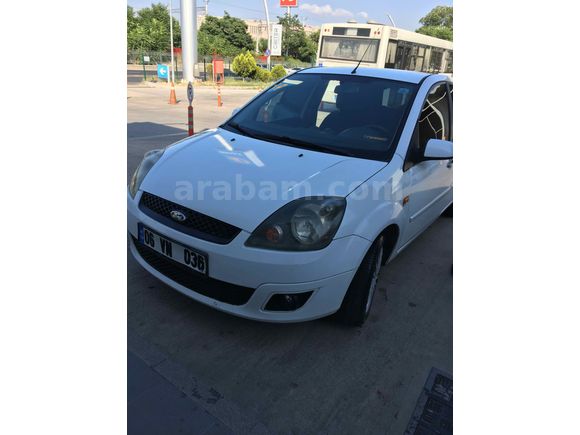 Sahibinden Ford Fiesta 1.4 TDCi Comfort 2007 Model  265.000 km Beyaz
