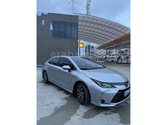 Sahibinden Toyota Corolla 1.5 Flame X-Pack 2022 Model 