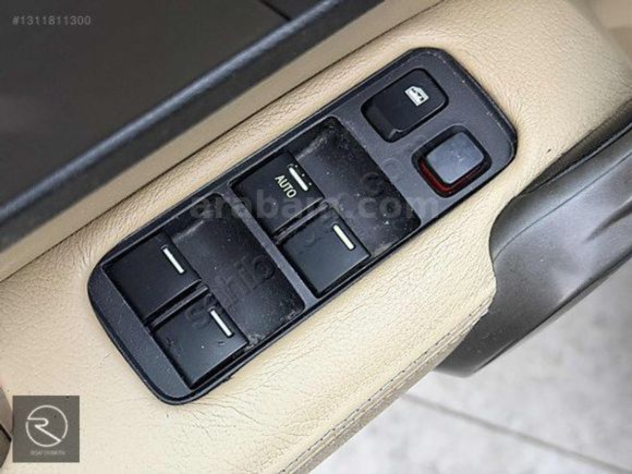 REŞAT - 2008 Model Honda C-RV 2.0 i-VTEC Executive 'Cam Tavanlı'