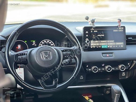 HATASIZ SERVİS BAKIMLI OTOMATİK VİTES HR-V HİBRİT 2022 MODEL