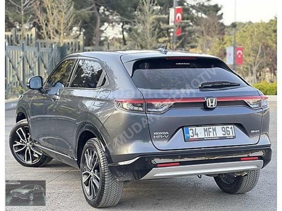 HATASIZ SERVİS BAKIMLI OTOMATİK VİTES HR-V HİBRİT 2022 MODEL