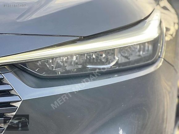 HATASIZ SERVİS BAKIMLI OTOMATİK VİTES HR-V HİBRİT 2022 MODEL