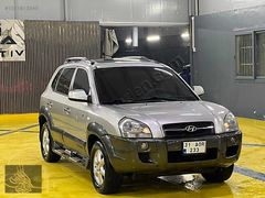 2005 HYUNDAİ TUCSON AERİSİNİN FULL MODELİDİR