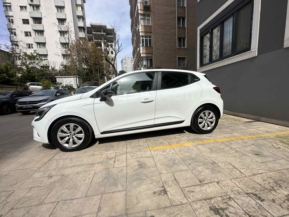 Sahibinden Renault Clio 1.0 TCe Joy 2022 Model 