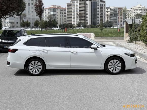 UMH GRUP 2025 MODEL VW PASSAT 1.5 eHybrid HATASIZ PLUG IN HYBRID