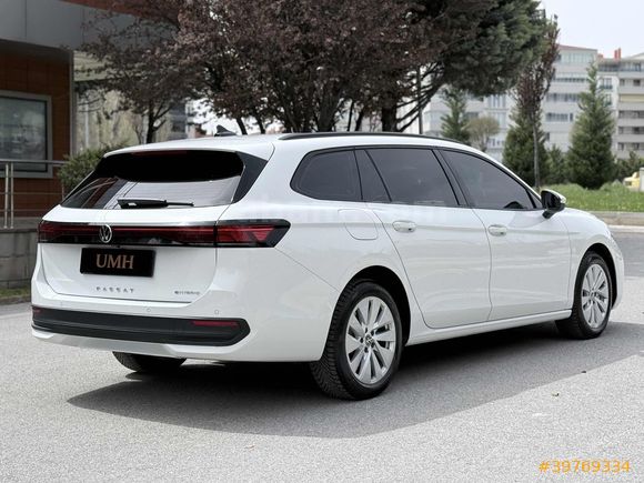 UMH GRUP 2025 MODEL VW PASSAT 1.5 eHybrid HATASIZ PLUG IN HYBRID