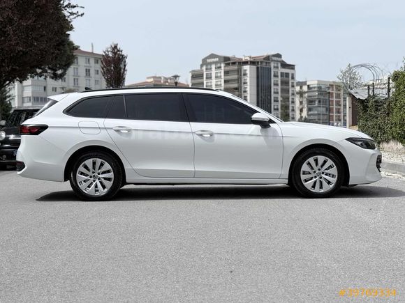 UMH GRUP 2025 MODEL VW PASSAT 1.5 eHybrid HATASIZ PLUG IN HYBRID
