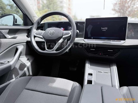 UMH GRUP 2025 MODEL VW PASSAT 1.5 eHybrid HATASIZ PLUG IN HYBRID