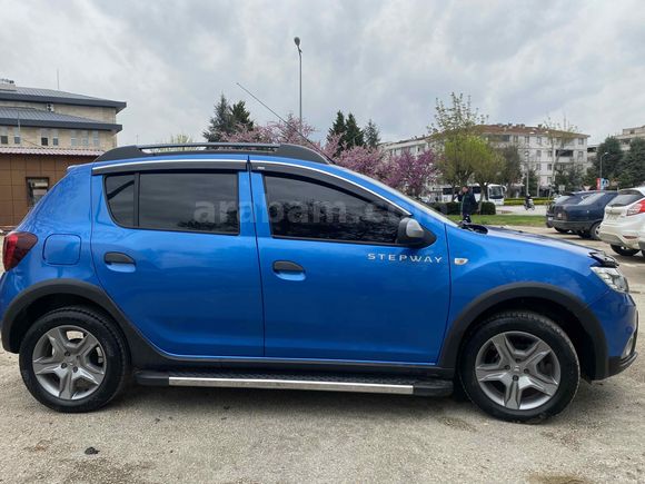 Sahibinden hatasız boyasız Dacia Sandero 1.5 dCi Stepway 2017 Model 