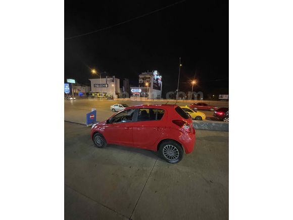 Sahibinden otomatik 150***km i20 1.4 CVVT Team 2011 Model 