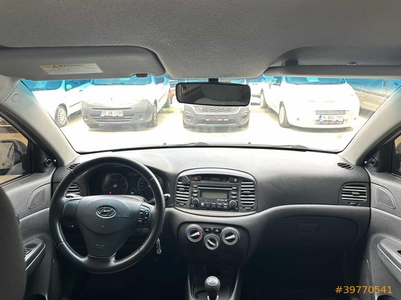 TERTEMİZ AİLE ARACI 2011 MODEL 1.5 CRDİ VGT