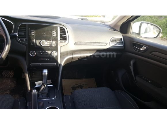 Galeriden Renault Megane 1.3 TCe Joy 2021 Model Hatay