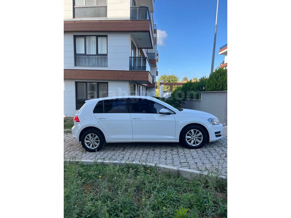 Memurdan Volkswagen Golf 1.2 TSi Midline Plus 2015 Model 