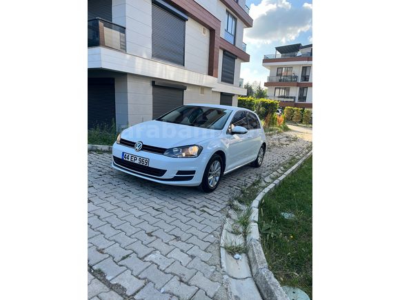 Memurdan Volkswagen Golf 1.2 TSi Midline Plus 2015 Model 