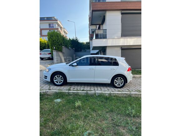 Memurdan Volkswagen Golf 1.2 TSi Midline Plus 2015 Model 