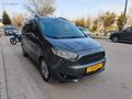 Ford Courier Titanium / 2018 / 183.000